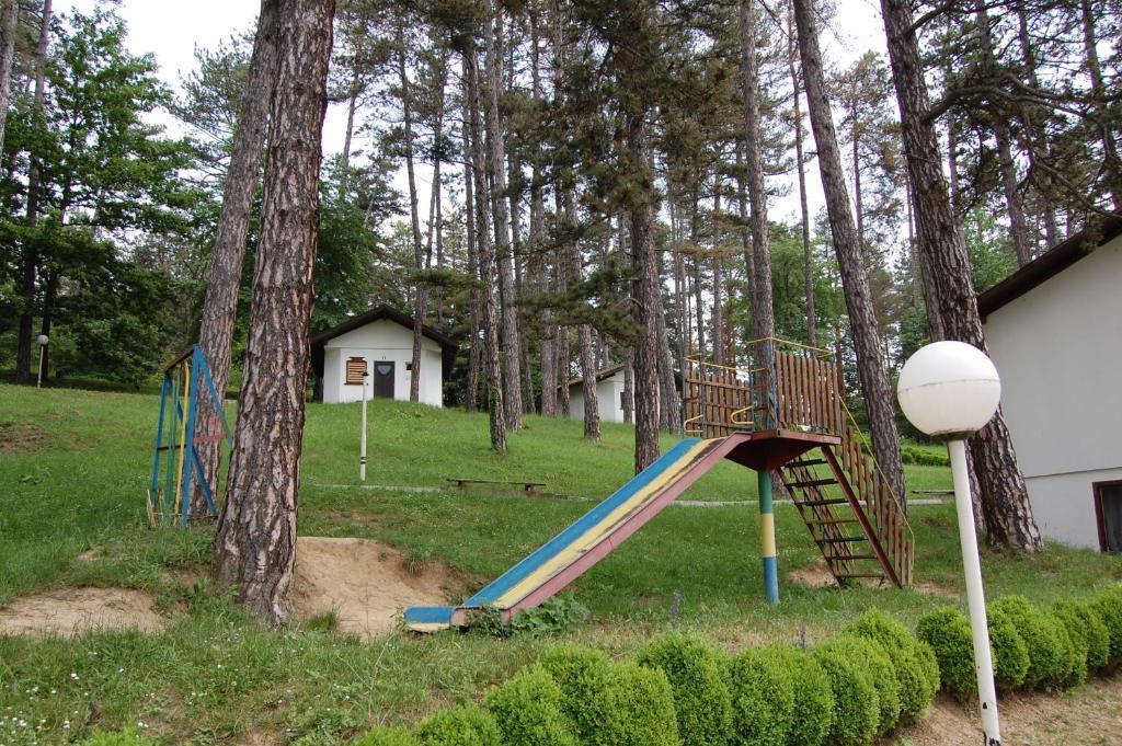 Hotel Complex Brashlyan Tryavna Exterior foto