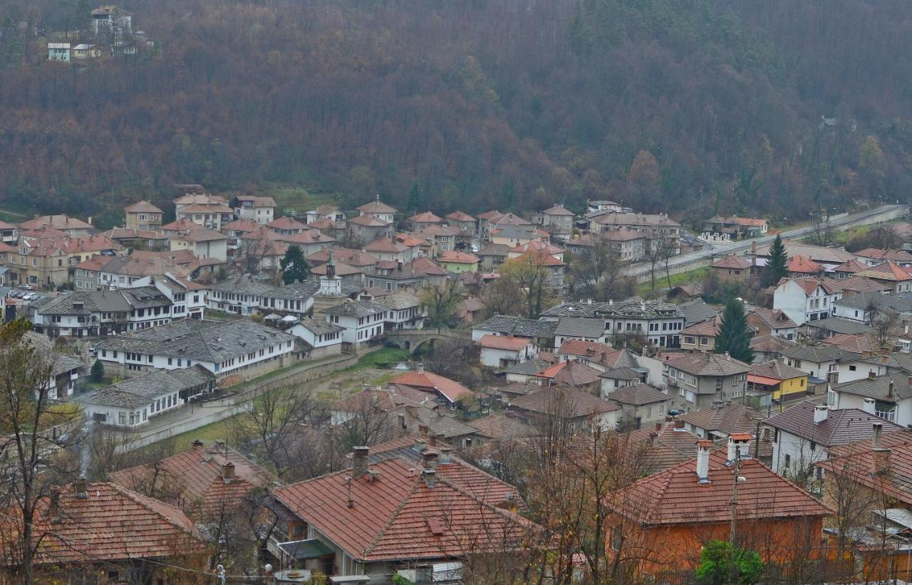 Hotel Complex Brashlyan Tryavna Exterior foto